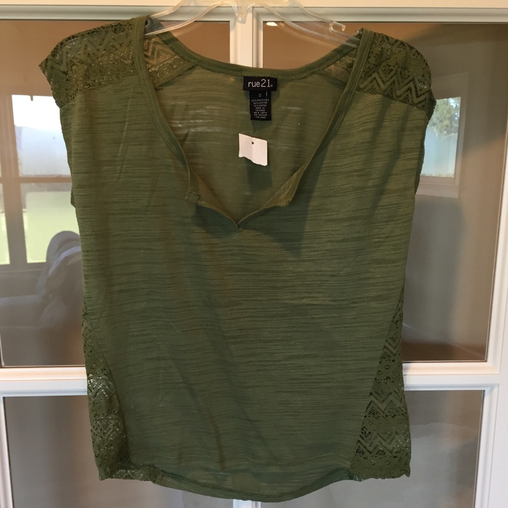 Olive green top Rue 21 new womens S shirt new
